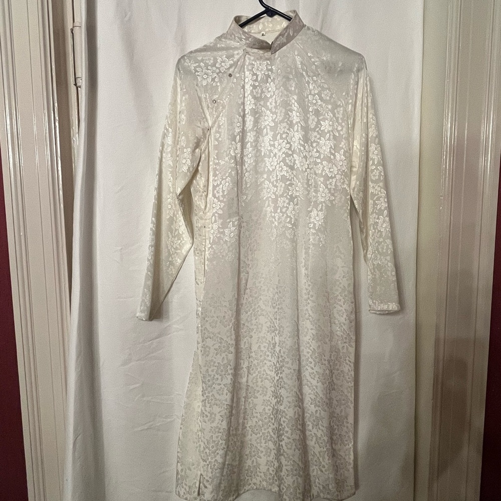 Vietnamese White Traditional Women’s Tunic Dress with Pants, Size XL